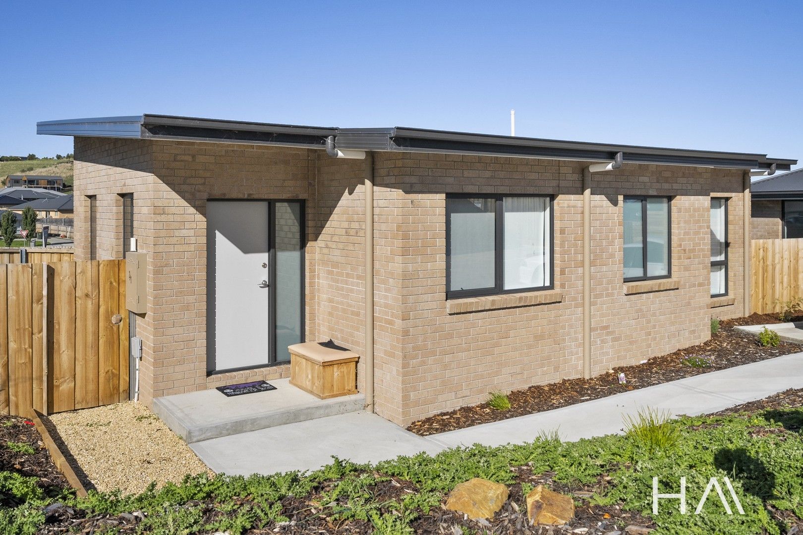 2/1 Statesman Court, Sorell TAS 7172, Image 0