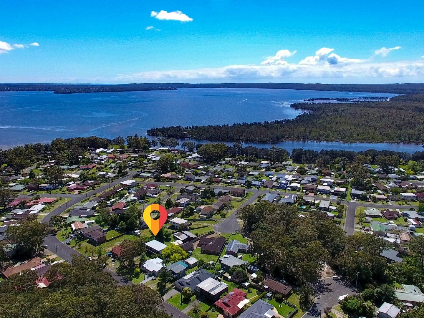 32 Suncrest Avenue, Sussex Inlet NSW 2540, Image 0