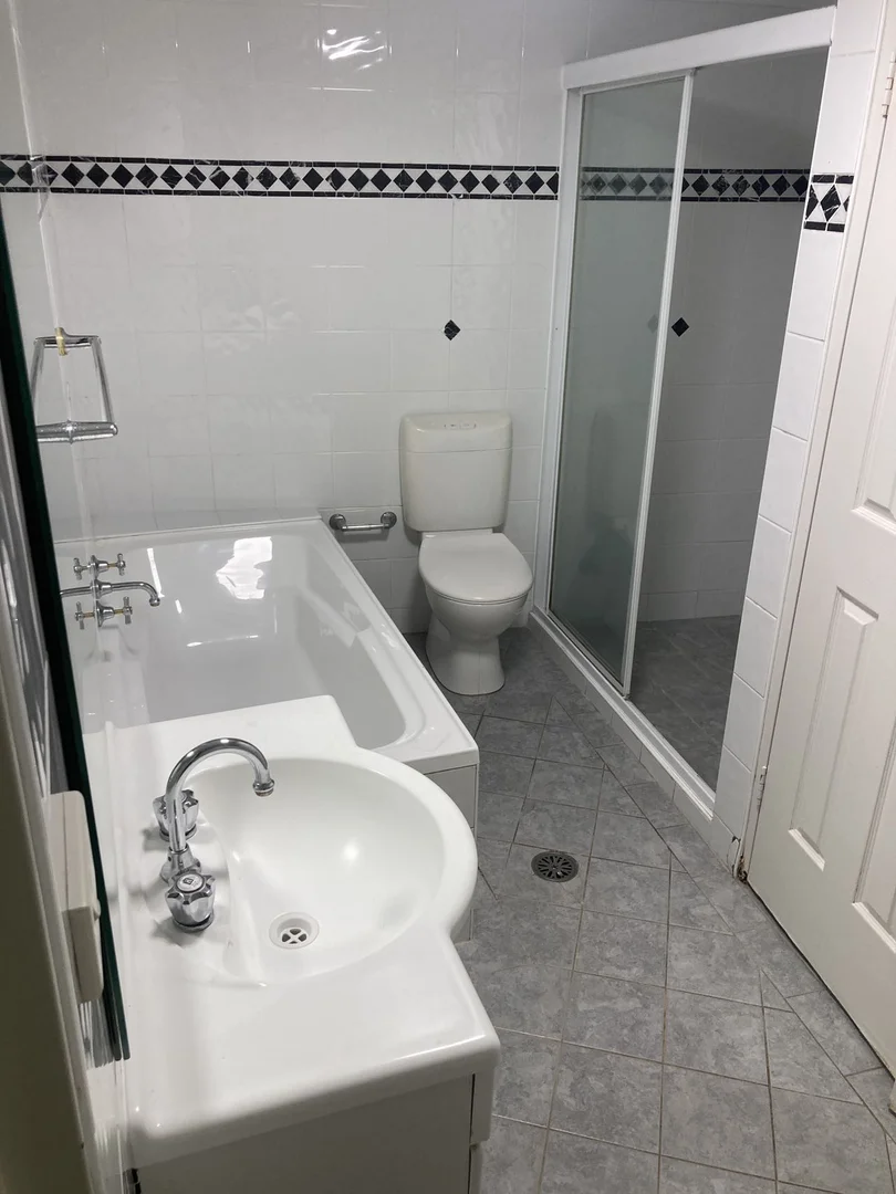 Additional image 22 of WeChat: KRL119 Fully Furnished-L6/60 Harbourne Rd, Kingsford NSW 2032