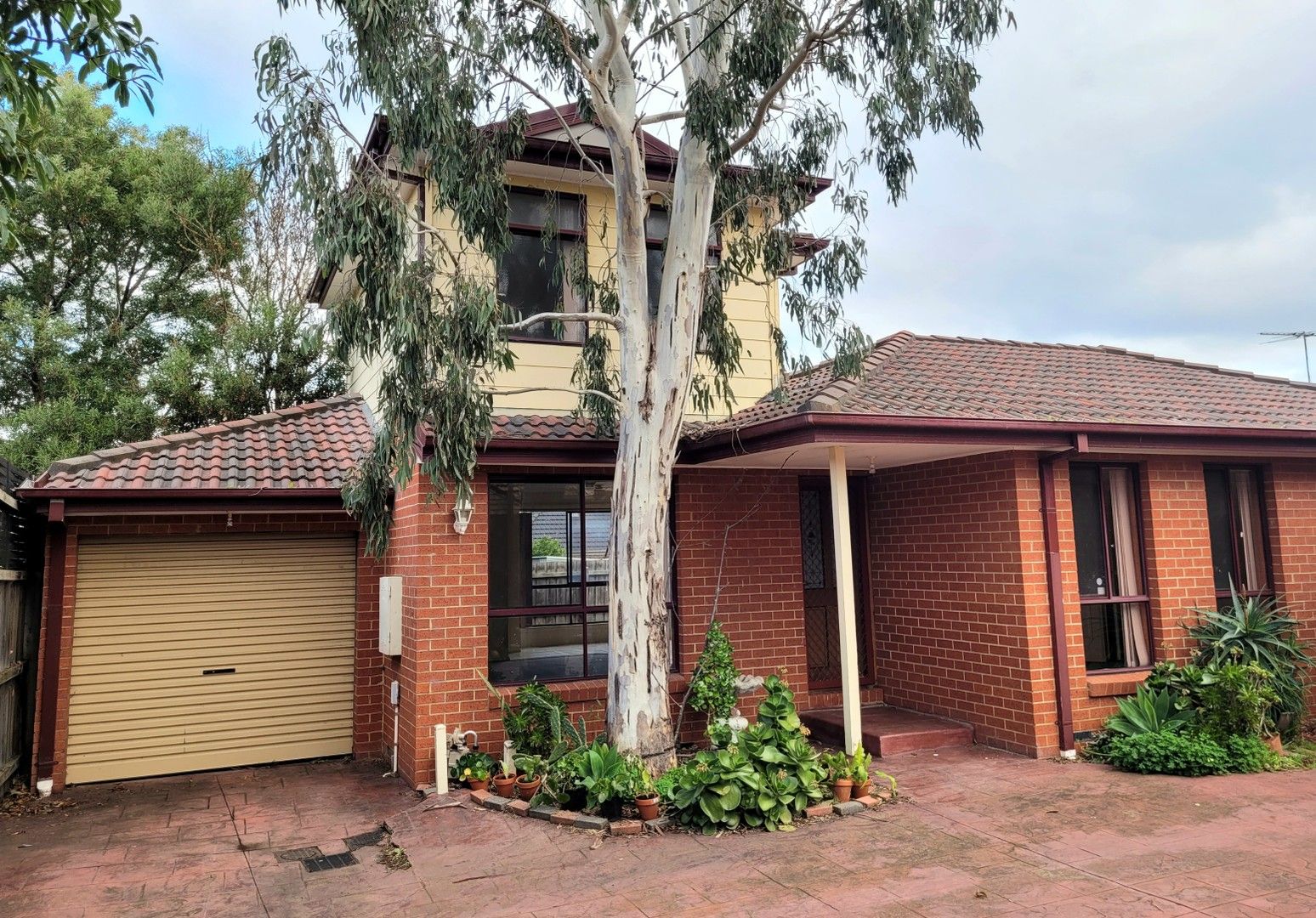3 bedrooms Townhouse in 2/65 Beatty Street IVANHOE VIC, 3079