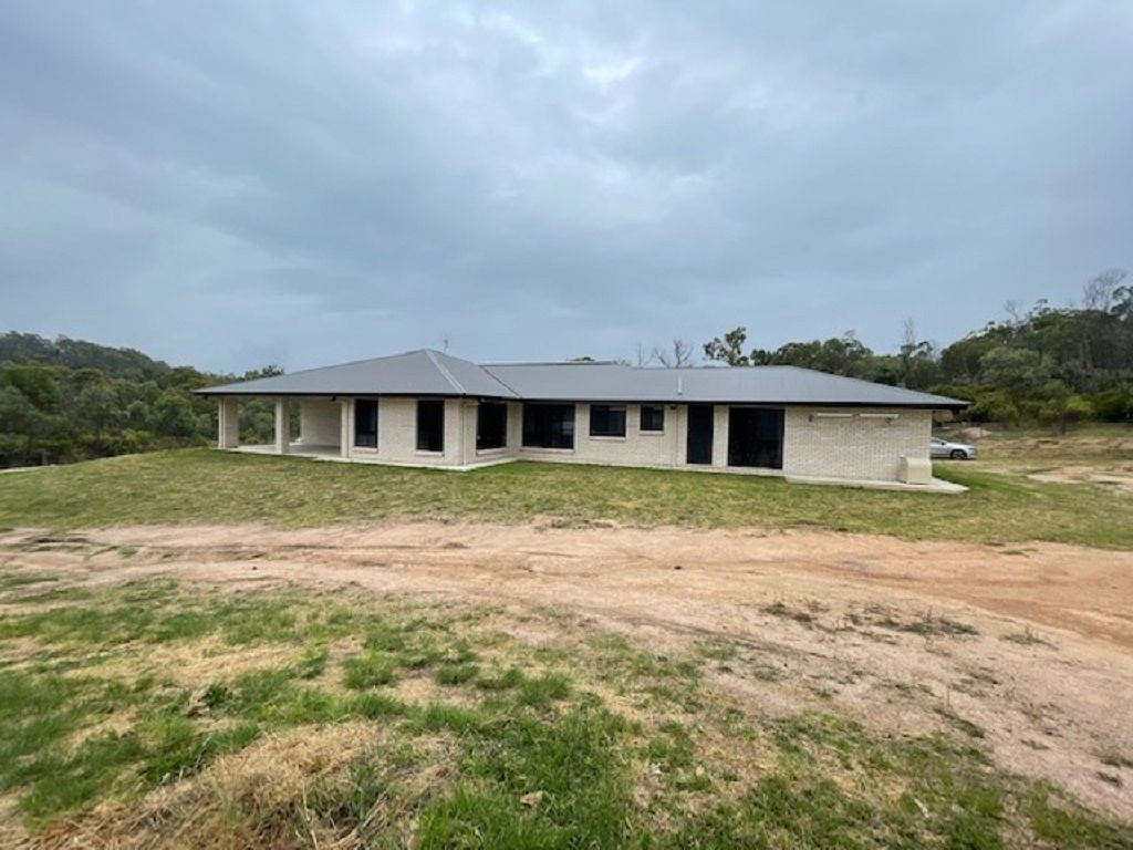 27779 New England Hwy, Fletcher QLD 4381, Image 2