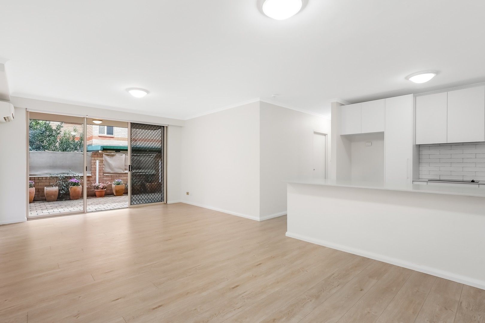 2 bedrooms Apartment / Unit / Flat in 26/128-158 George Street REDFERN NSW, 2016