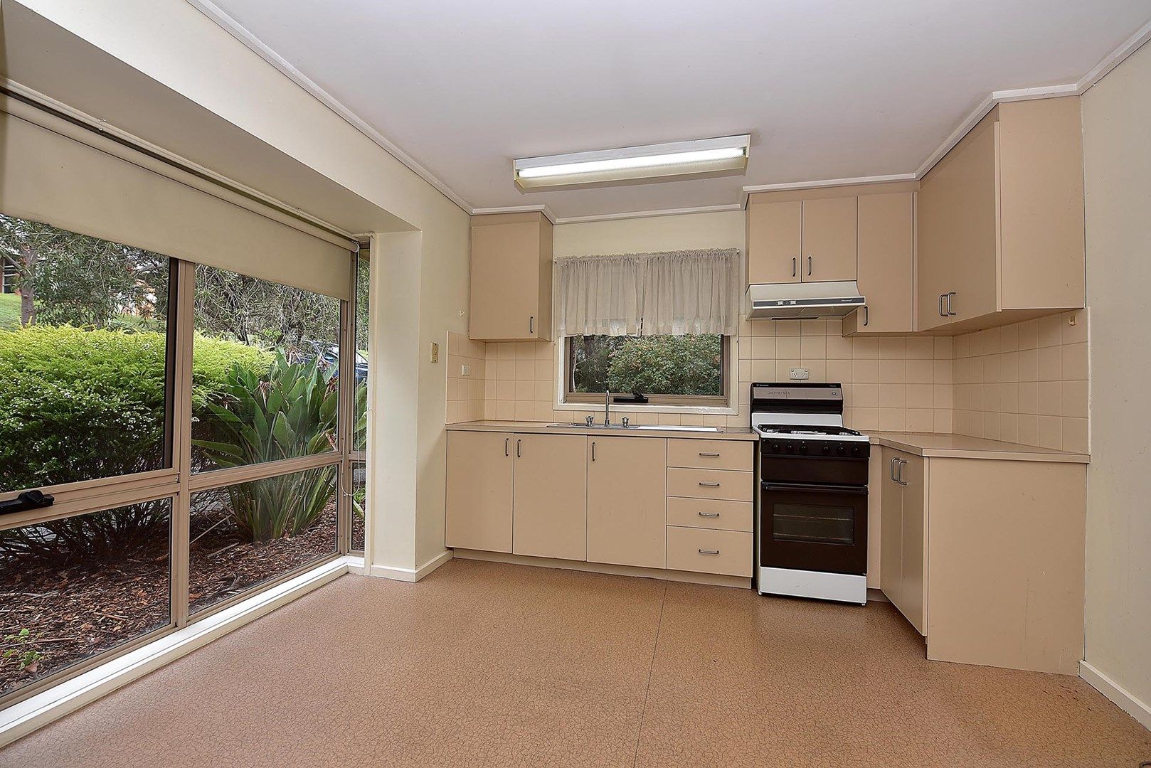 1 bedrooms Apartment / Unit / Flat in 4A/44 Jacksons Road MULGRAVE VIC, 3170