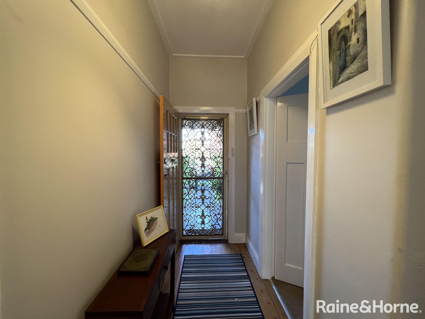 323 Lords Place, Orange NSW 2800, Image 2