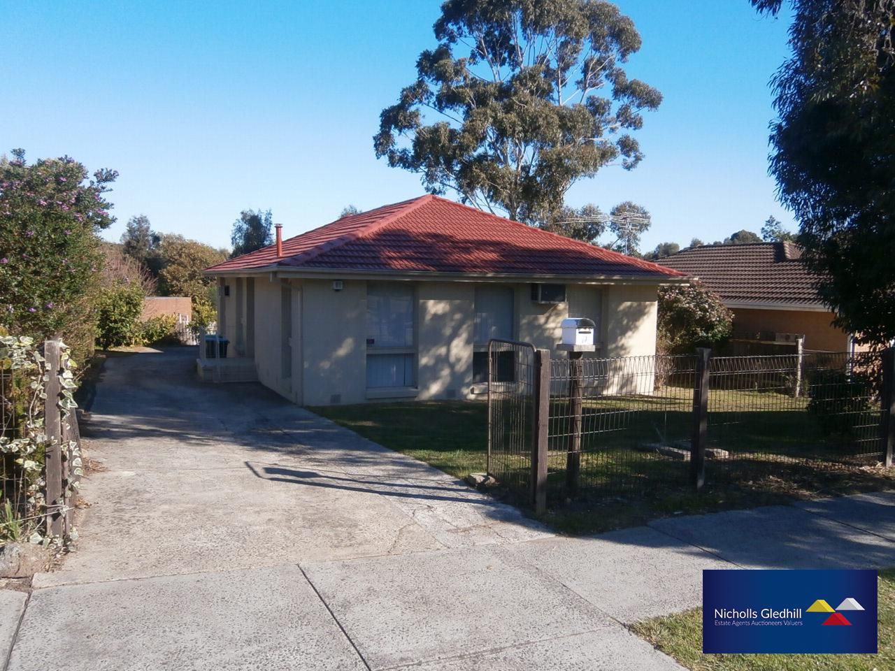 184 James Cook Drive, Endeavour Hills Property History & Address