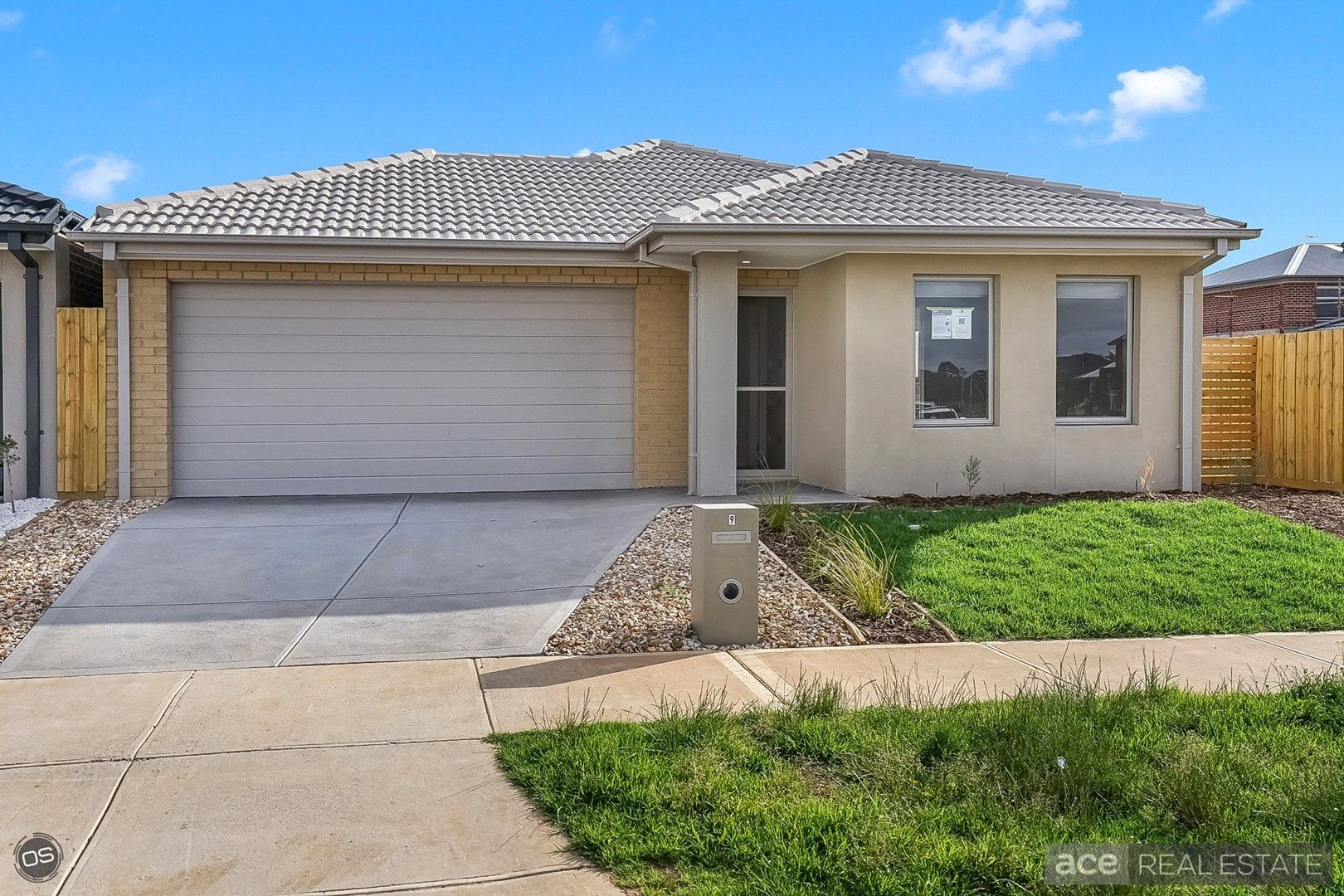 4 bedrooms House in 9 Howmans Road WERRIBEE VIC, 3030