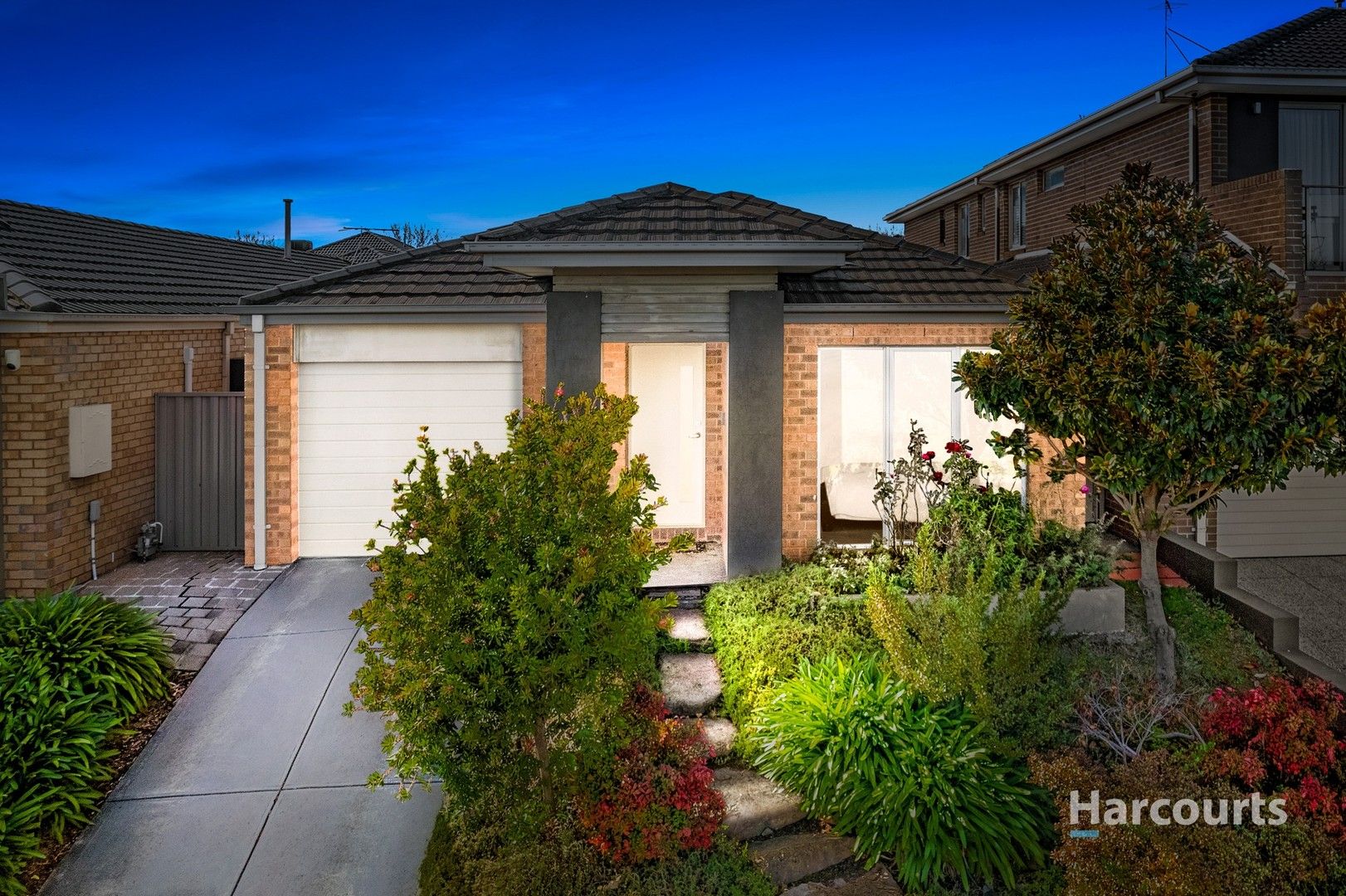 30 Drive, Caroline Springs VIC 3023 Domain