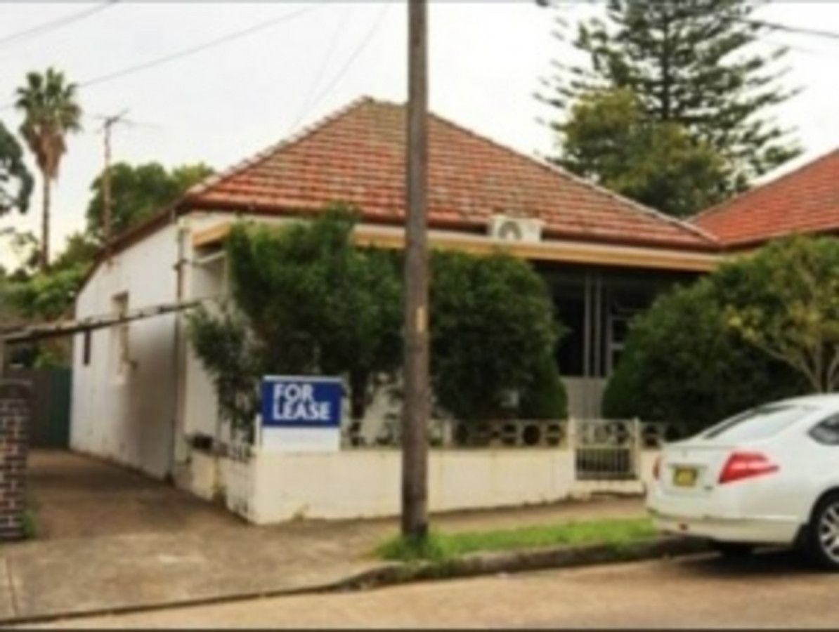 3 bedrooms House in 114 Constitution Drive DULWICH HILL NSW, 2203
