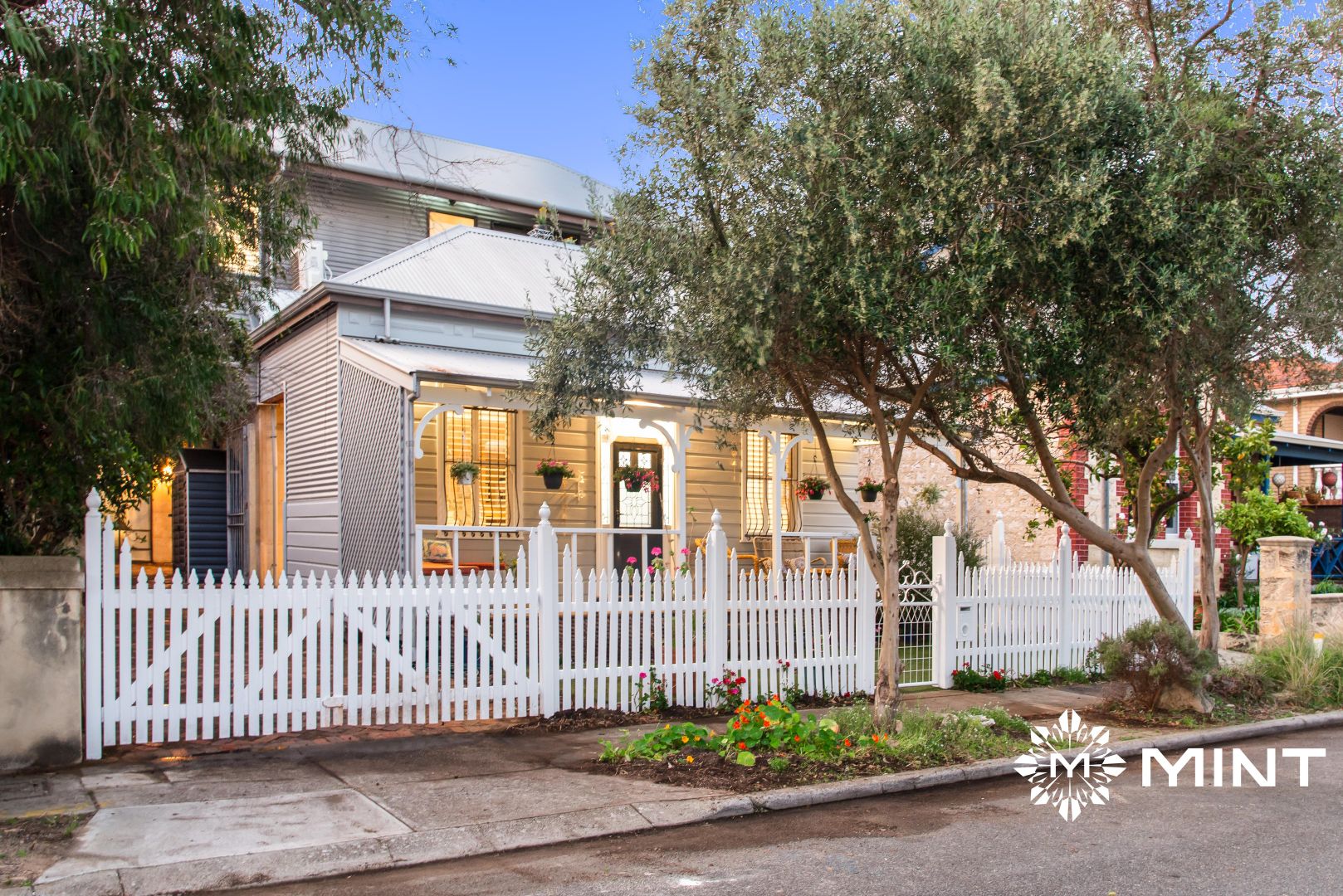 14 Ainslie Road, North Fremantle WA 6159 Domain