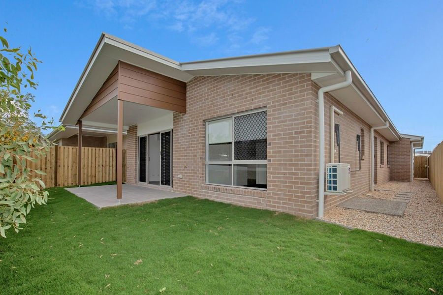 4 bedrooms House in 55 Oxford St PIMPAMA QLD, 4209