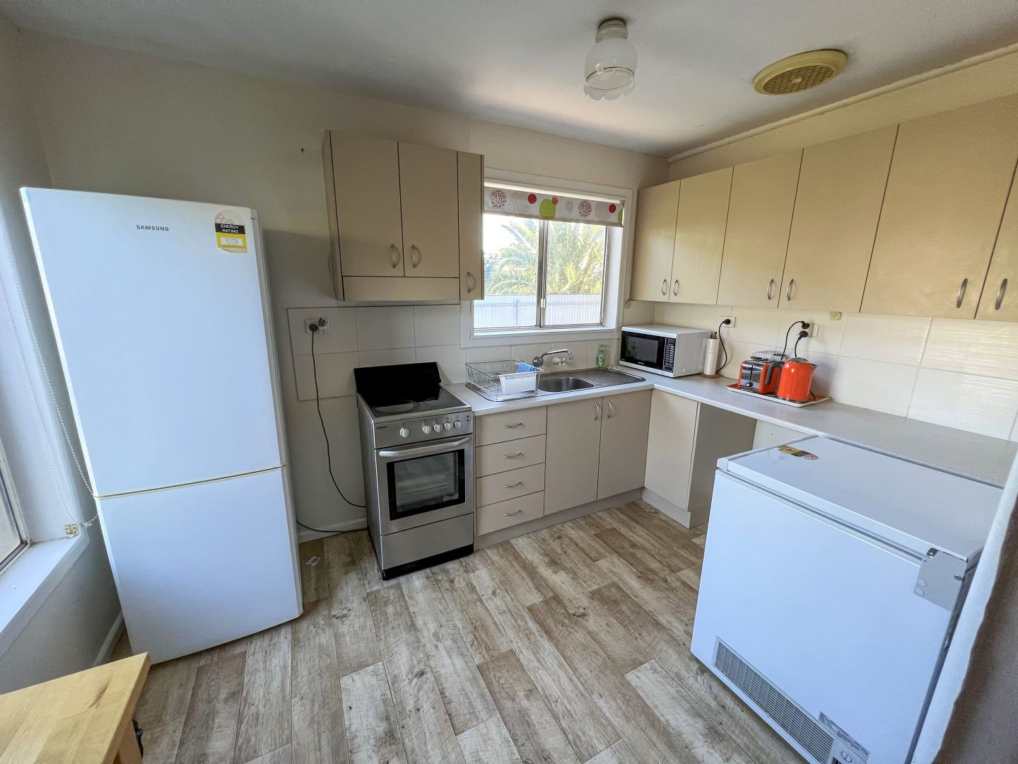 17 Caroon Street, Ungarie NSW 2669 Domain