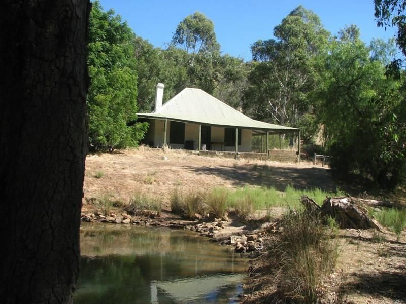 325 Kiln Road, KARRAKUP WA 6122, Image 1