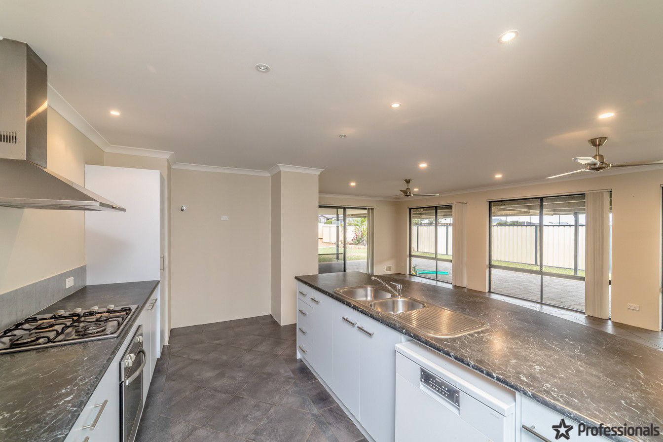 21 Brittania Parade, Wandina WA 6530, Image 2