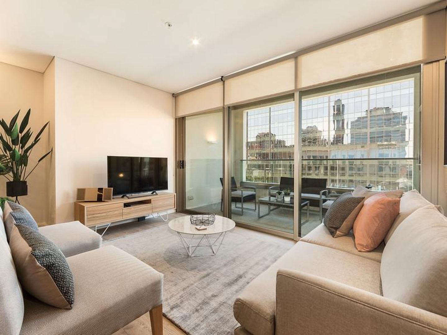 907/131 Russell Street, Melbourne VIC 3000, Image 1