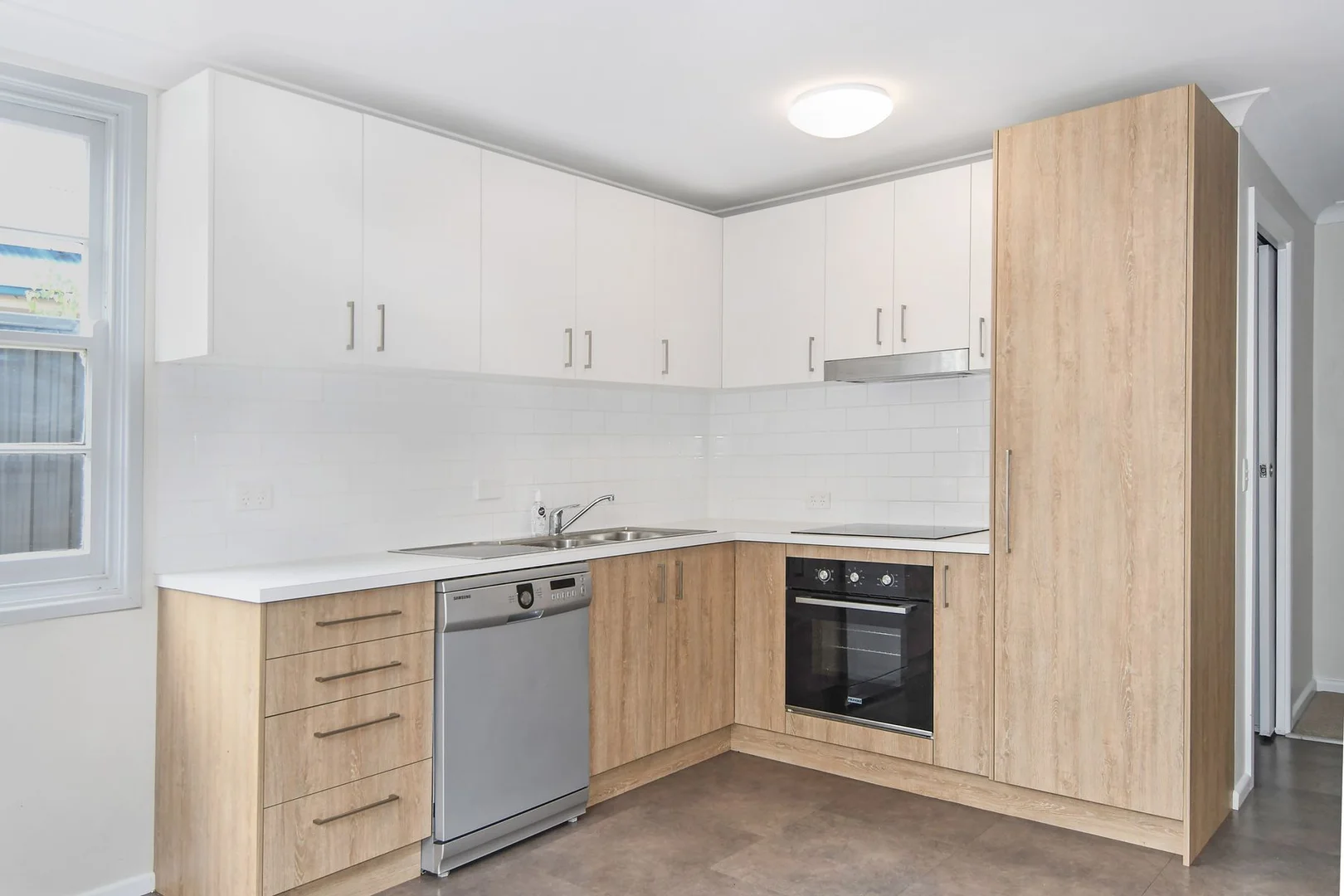 Additional image 3 of 43 Seymour Street, Bathurst NSW 2795