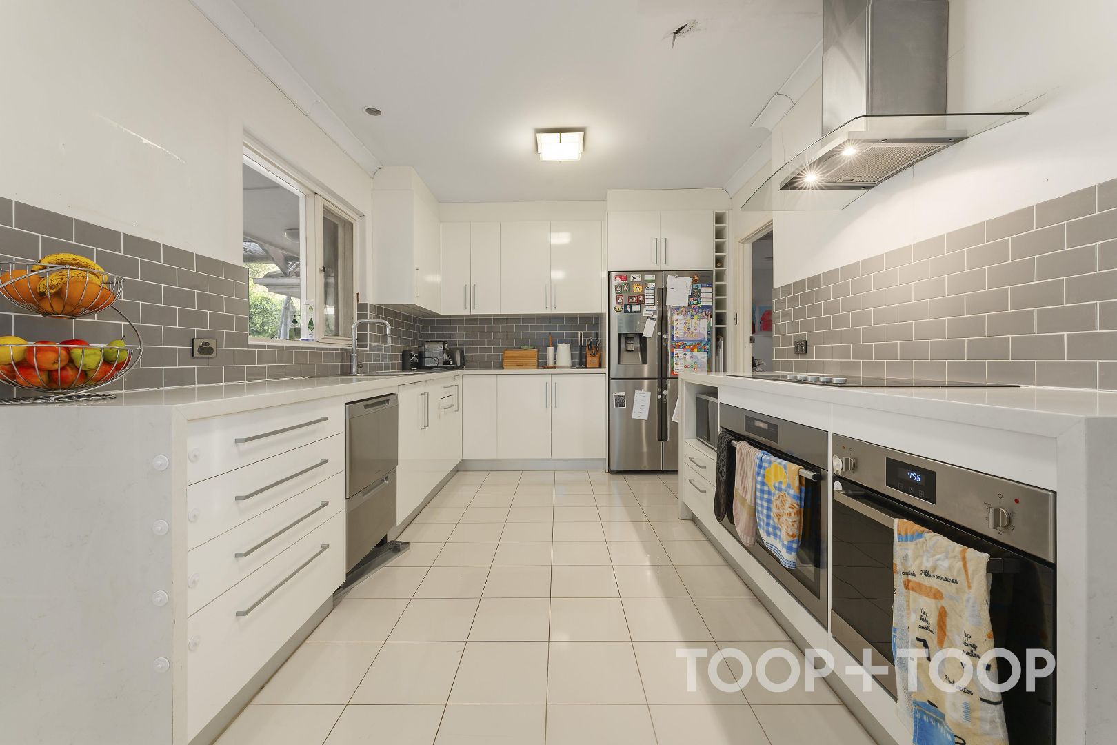 19 Treefern Avenue, Rostrevor SA 5073, Image 2