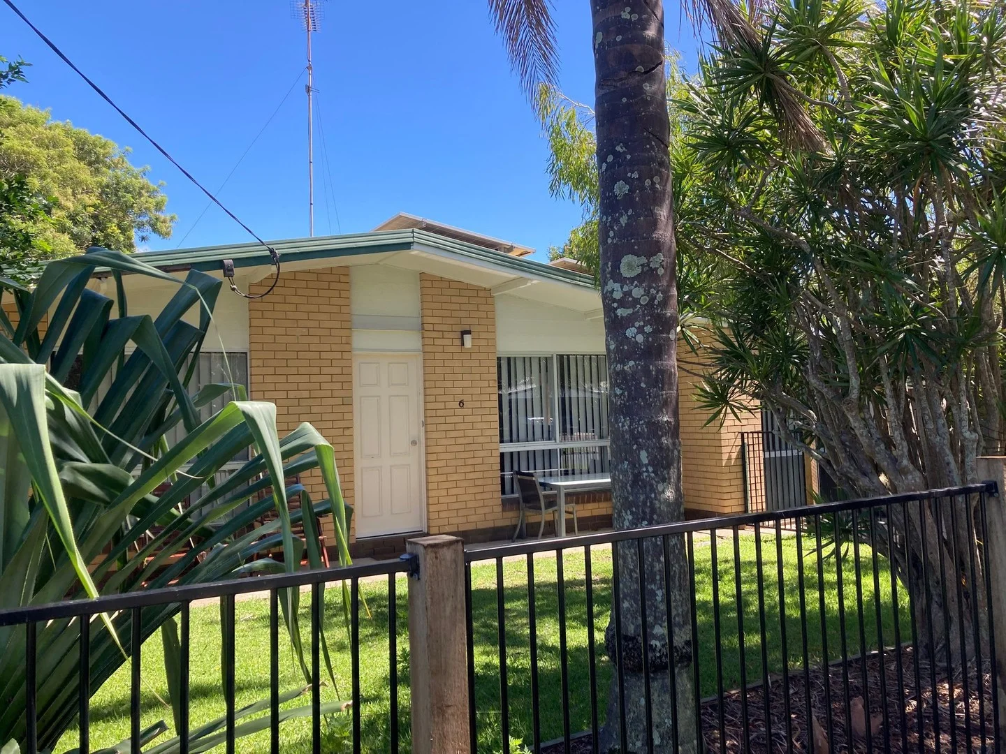 6 Crown Street, Currimundi QLD 4551