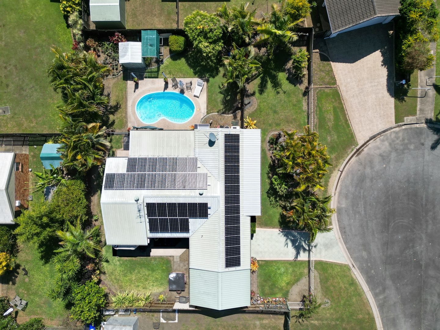 11 Grosvenor Place, West Mackay QLD 4740, Image 1