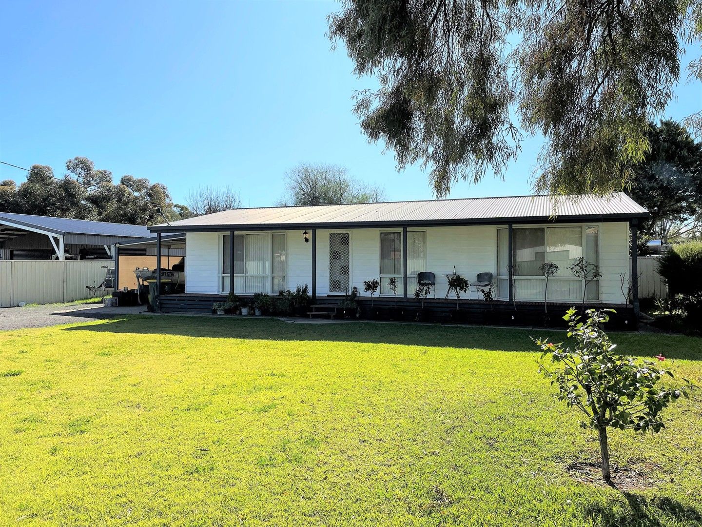 9 Beaumont Lane, Darlington Point NSW 2706, Image 0