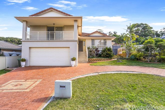 Picture of 1 Affleck Close, FORSTER NSW 2428