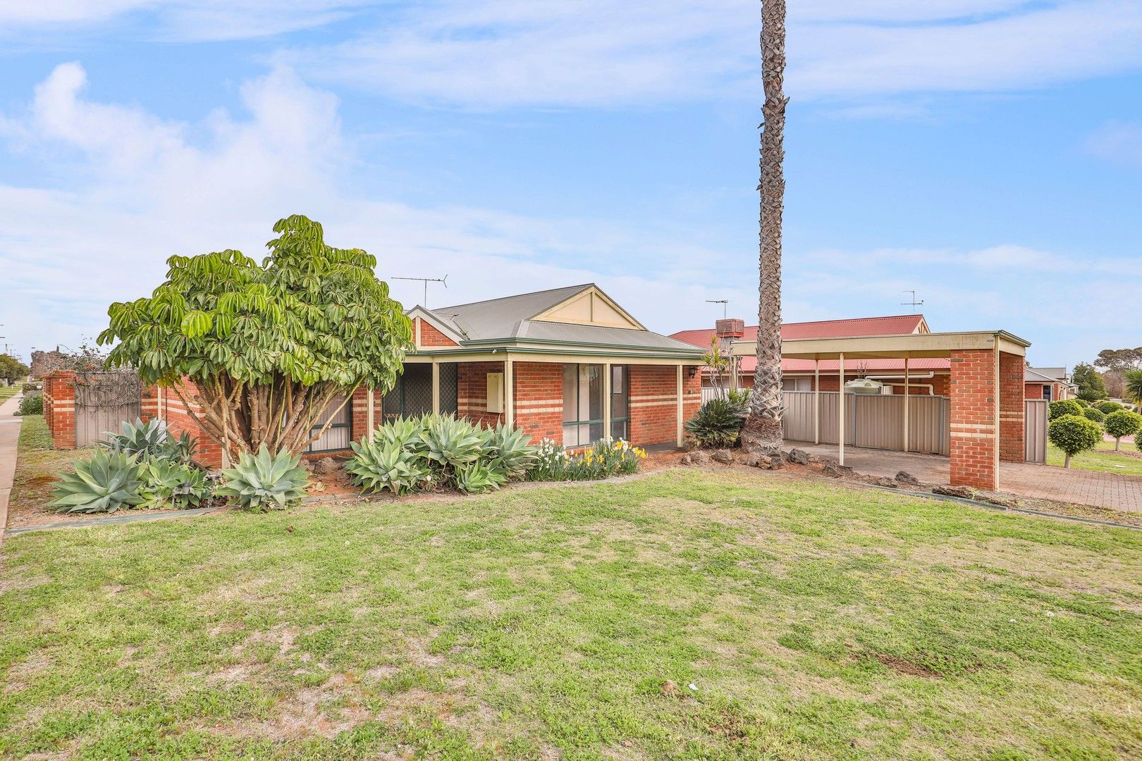 3 bedrooms House in 1 Mahogany Dr MILDURA VIC, 3500