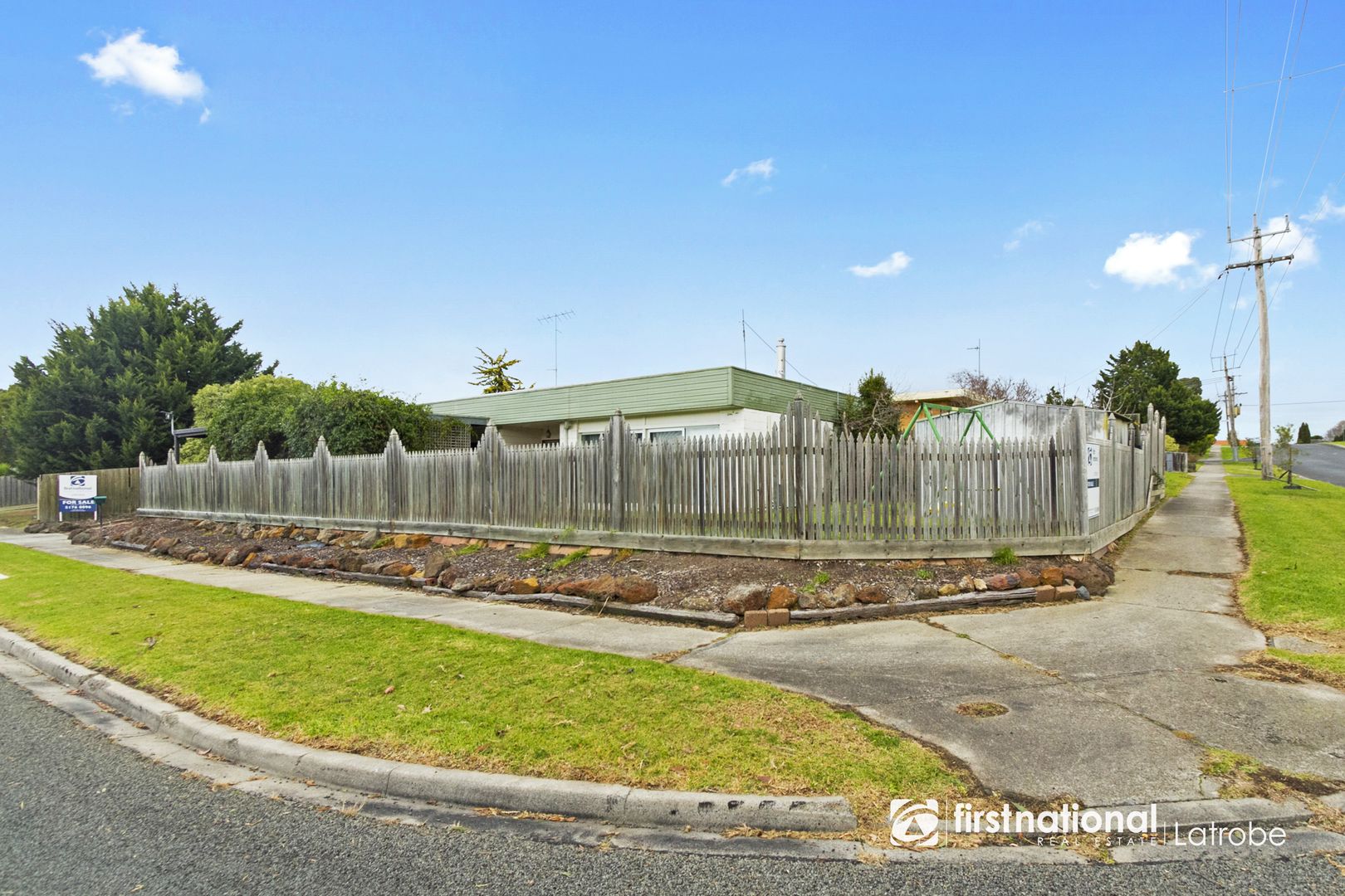 16 Birch Drive, Churchill VIC 3842, Image 2