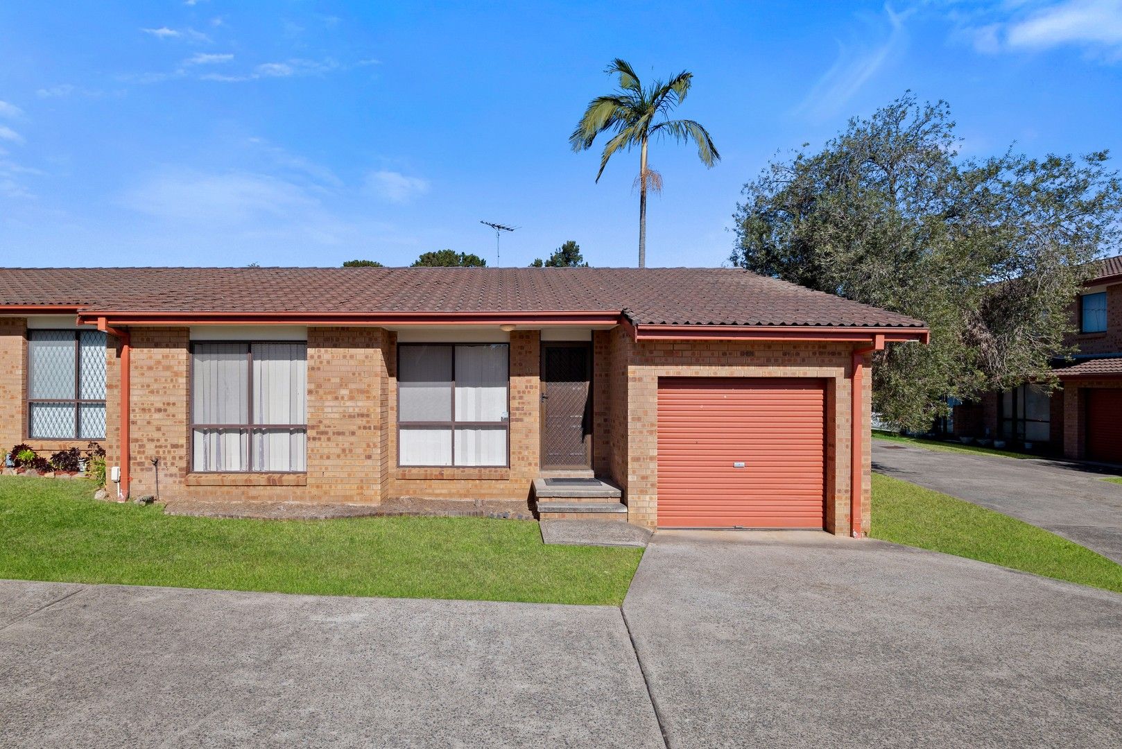 8/3 First Avenue, Macquarie Fields NSW 2564, Image 0