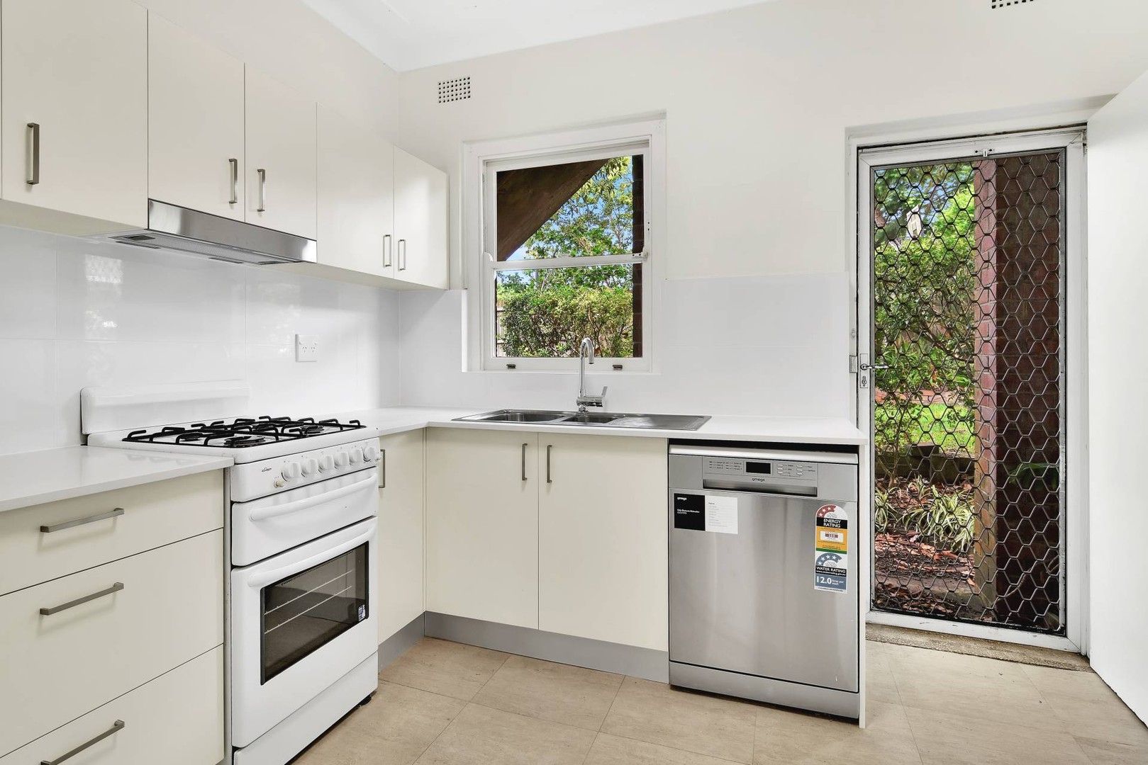 2 bedrooms Semi-Detached in 1/2 Ruth Street NAREMBURN NSW, 2065