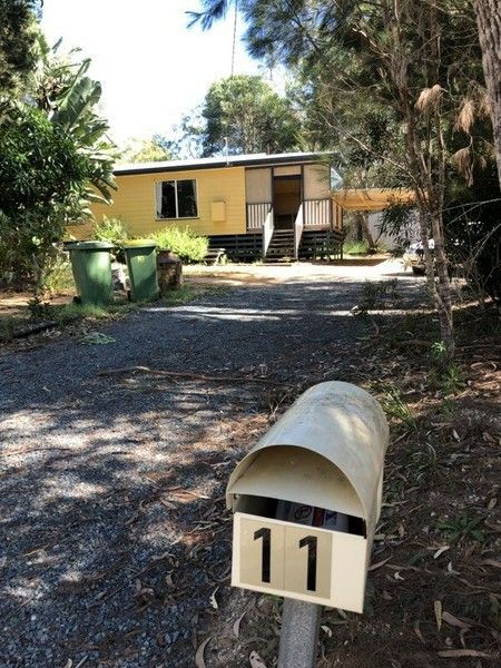 2 bedrooms House in 11 Rampart Drive RUSSELL ISLAND QLD, 4184