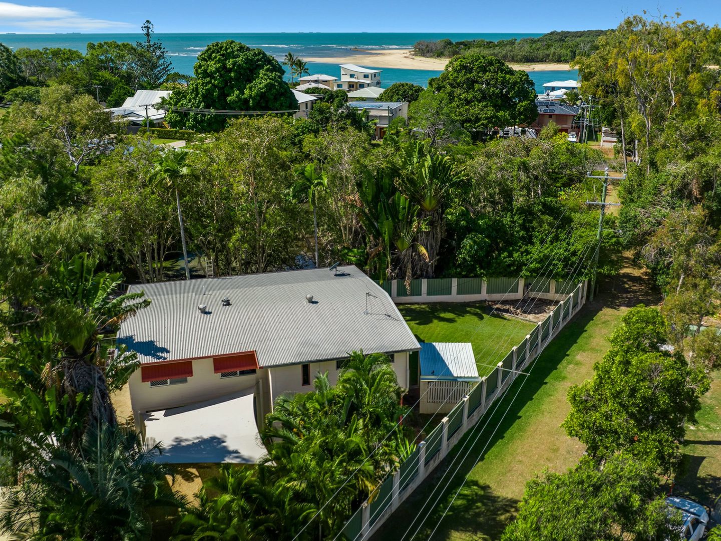 4 Yukana Street, Boyne Island QLD 4680, Image 2