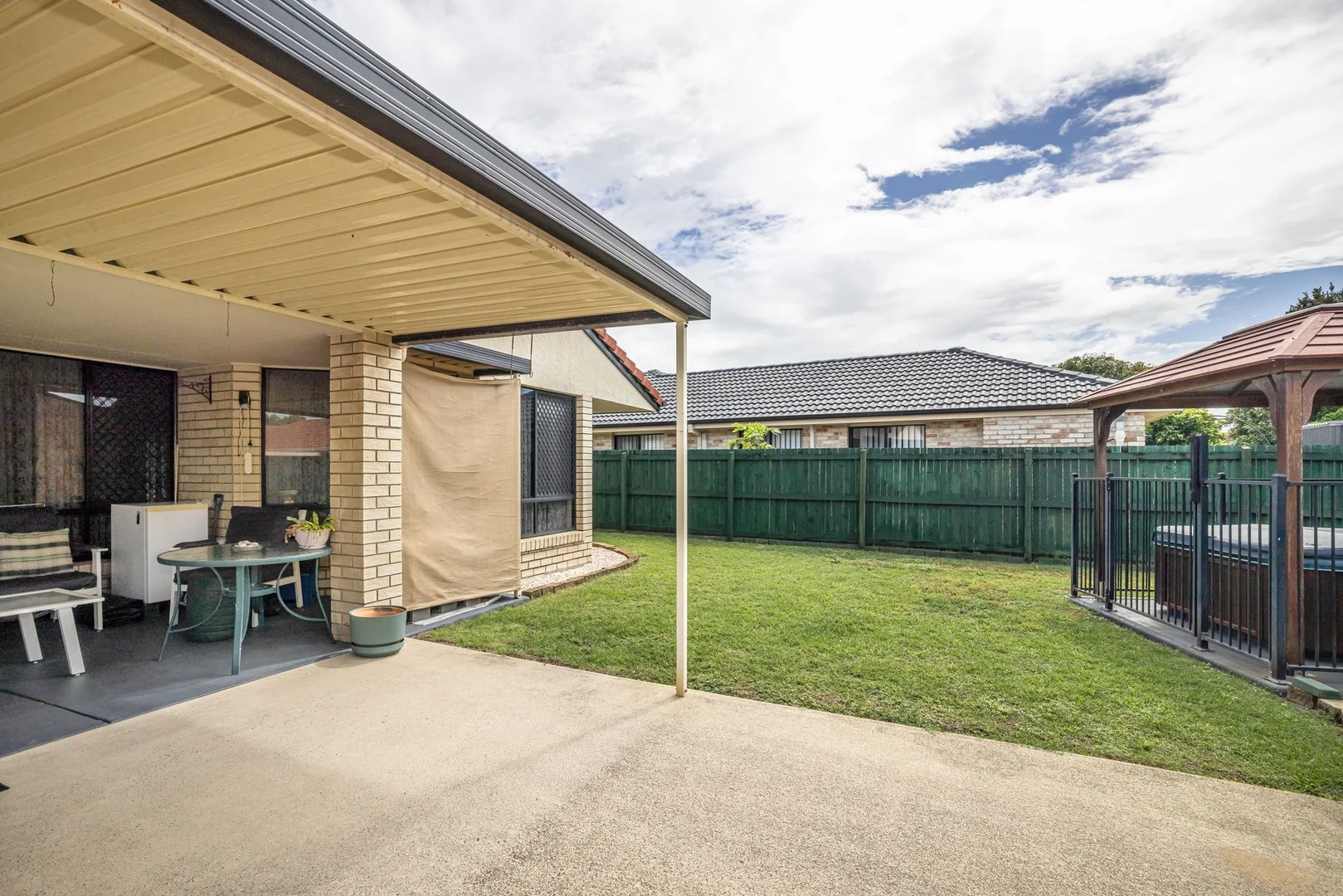 Additional image 25 of 33 Columbia Drive, Beachmere QLD 4510