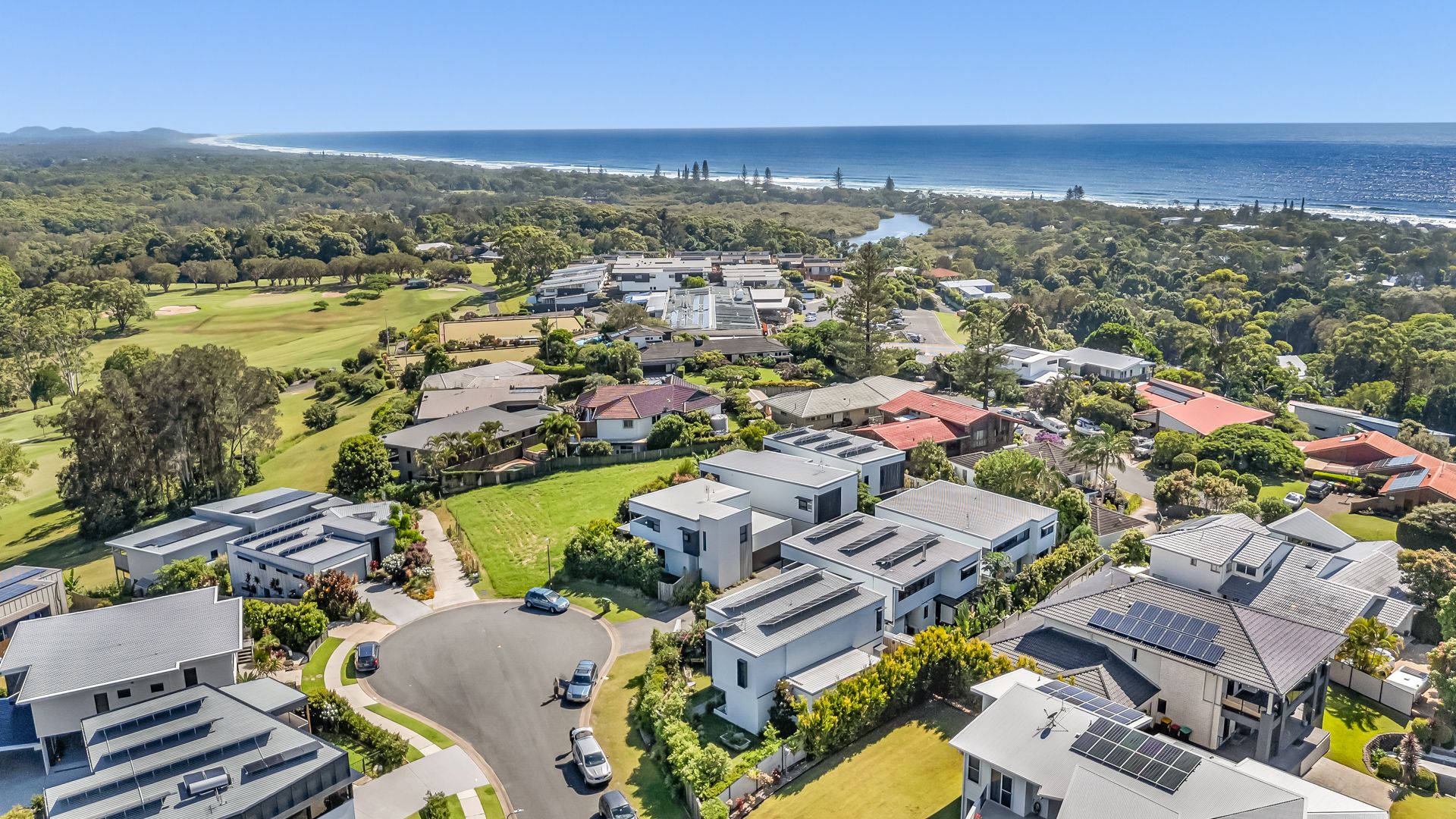 6/4-6 Roundhouse Place, Ocean Shores NSW 2483, Image 2