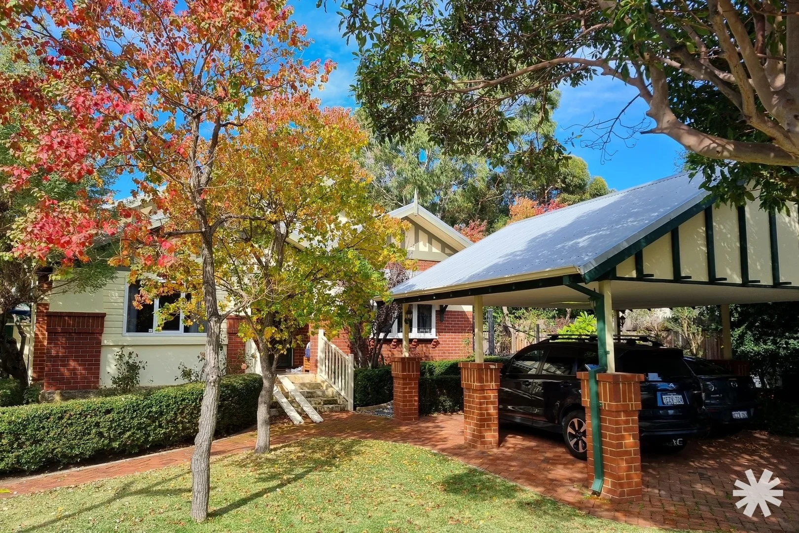 Primary image of 15 Salisbury Road, Rivervale WA 6103