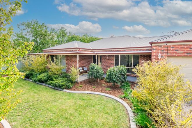 Picture of 3 Rosella Court, KIALLA VIC 3631