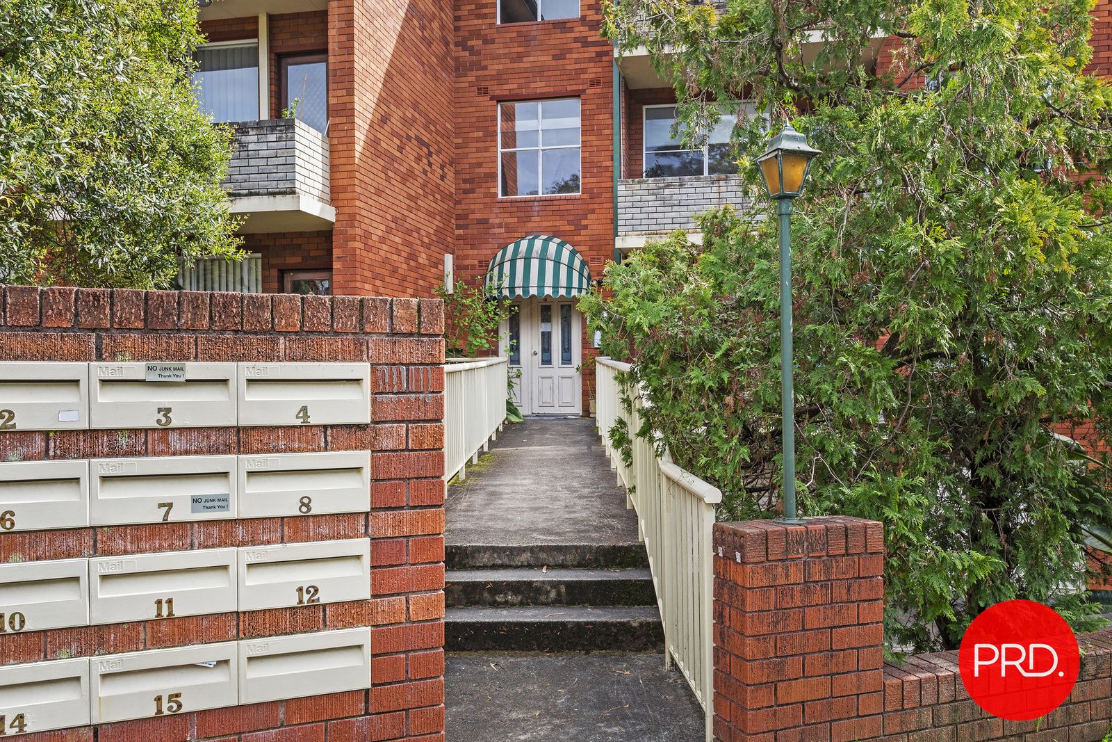 2 bedrooms Apartment / Unit / Flat in 8/9-11 Railway Street KOGARAH NSW, 2217