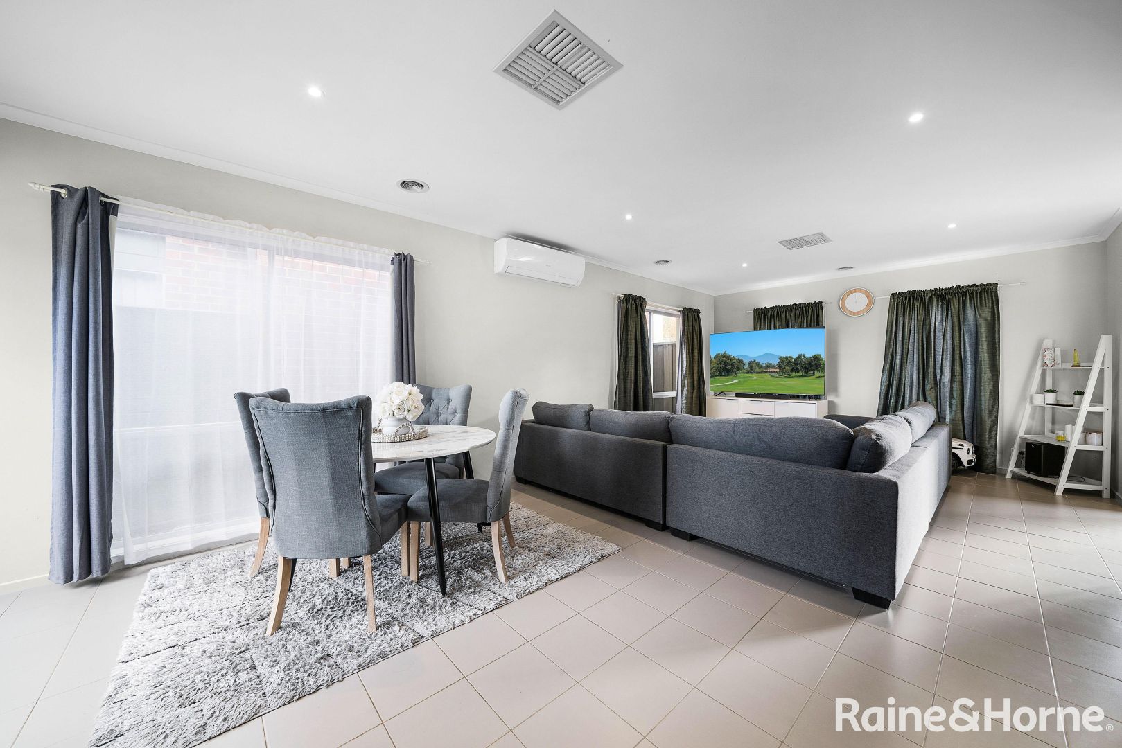 27a/39 Astley Crescent, Point Cook VIC 3030, Image 2