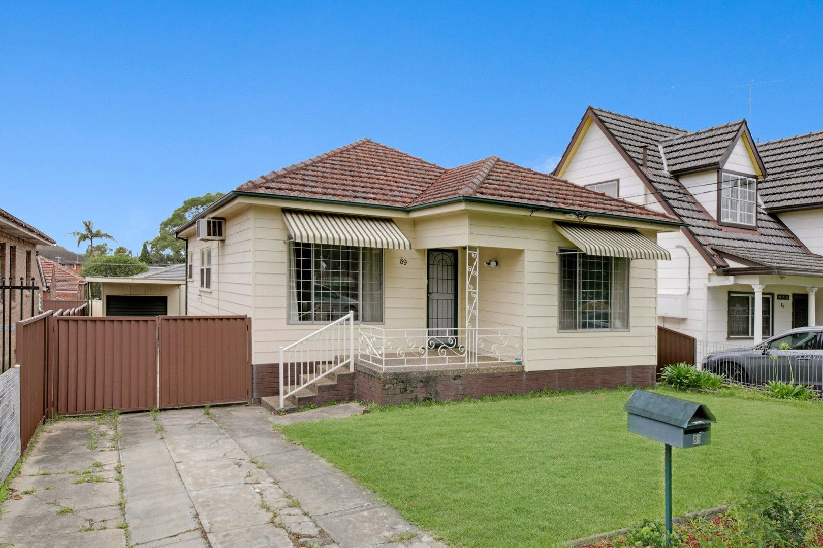 3 bedrooms House in 89 Mercury Street NARWEE NSW, 2209