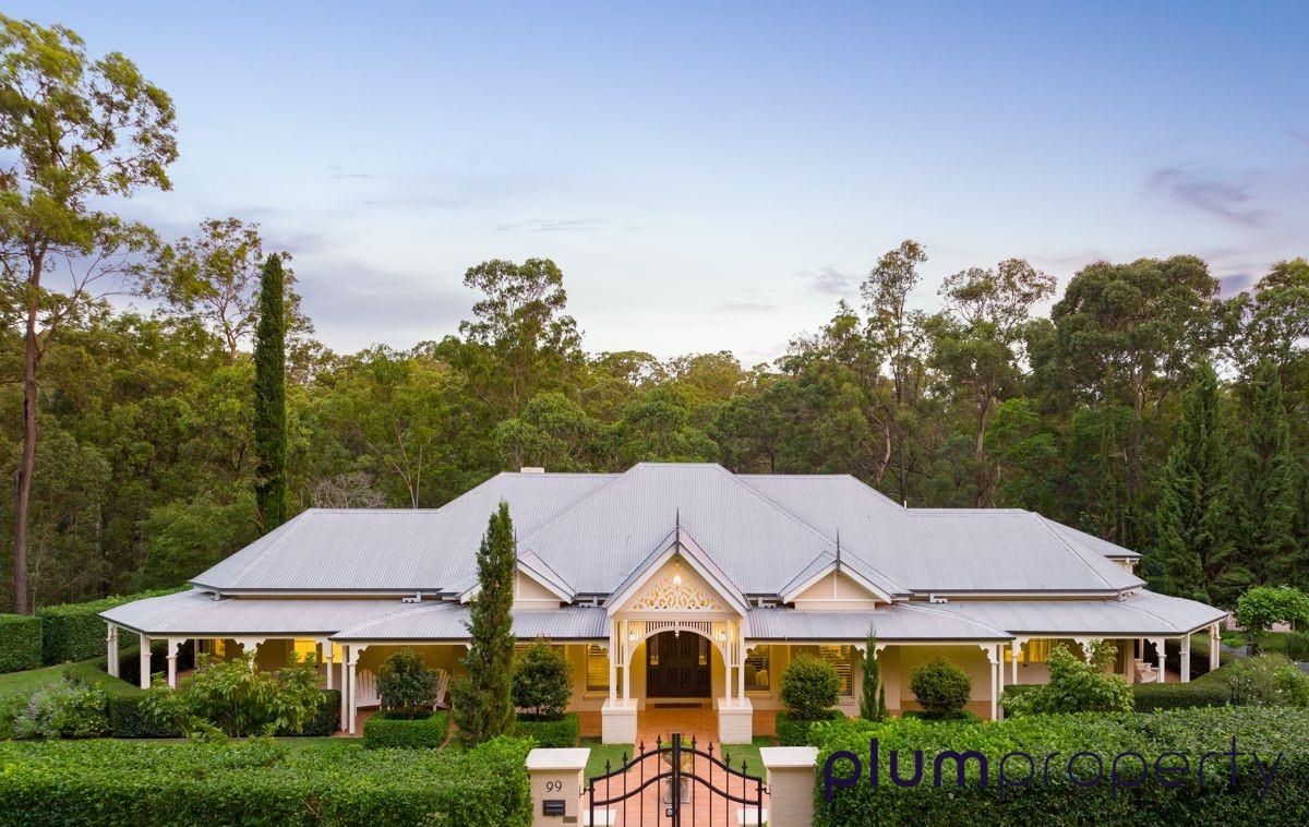 4 bedrooms House in 99 Tinarra Crescent KENMORE HILLS QLD, 4069