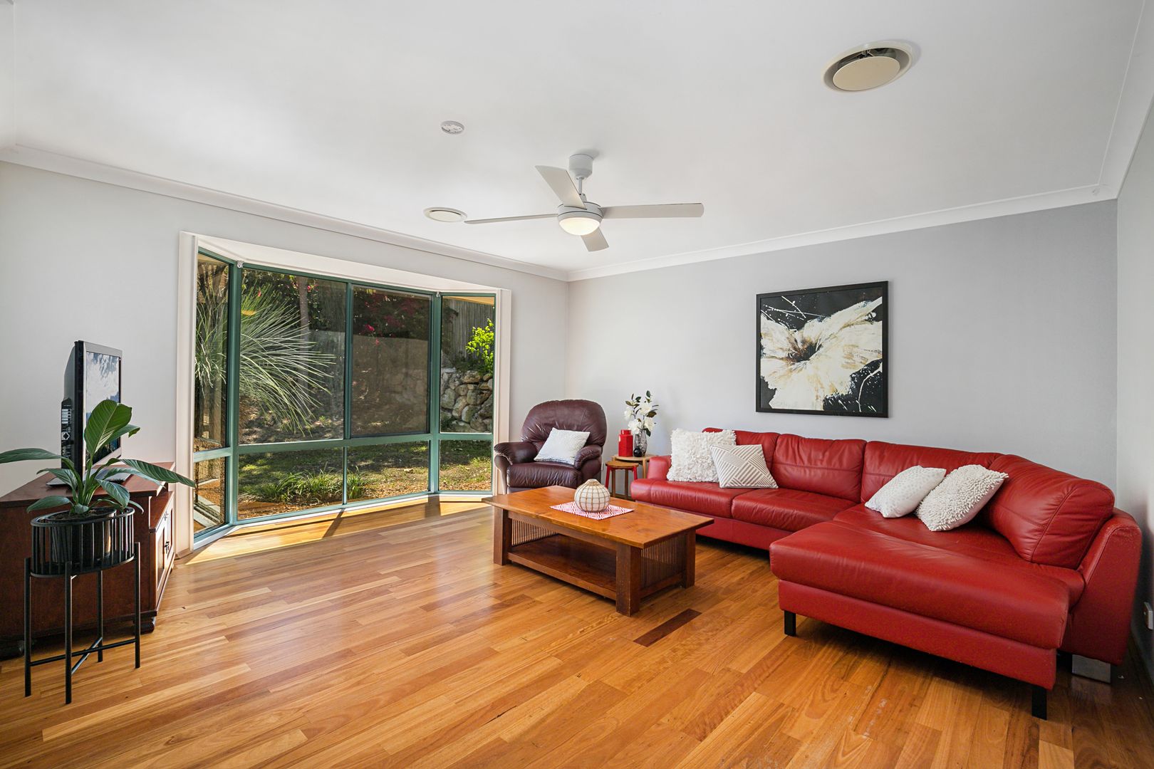 32 Dougy Place, Bellbowrie QLD 4070, Image 2