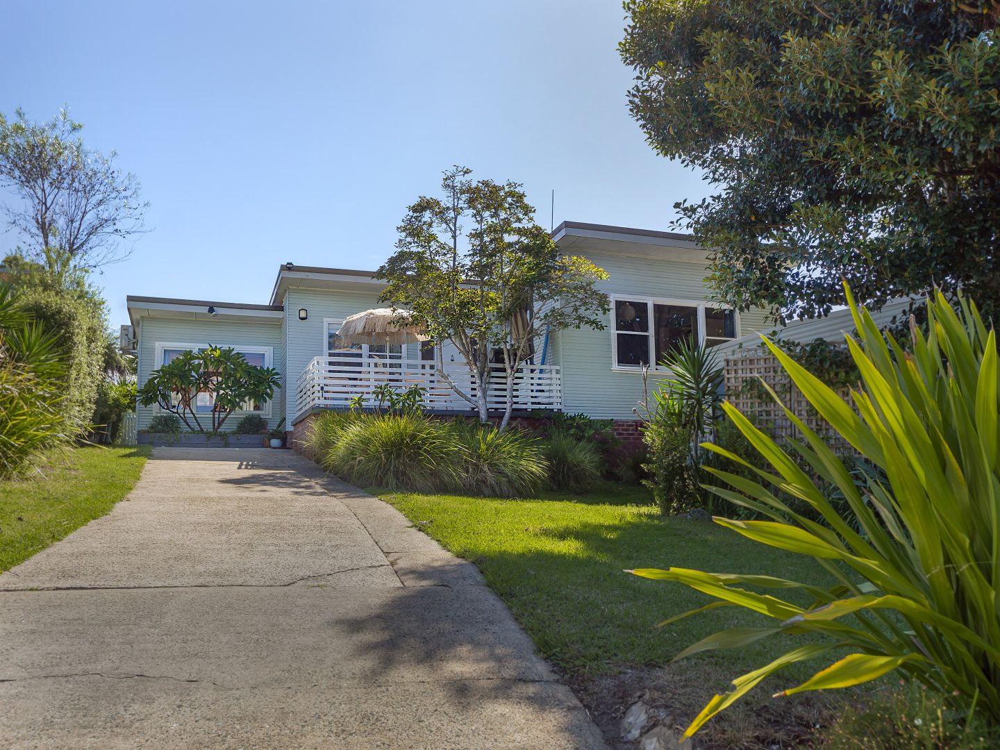 604 Beach Road, Surf Beach NSW 2536, Image 1