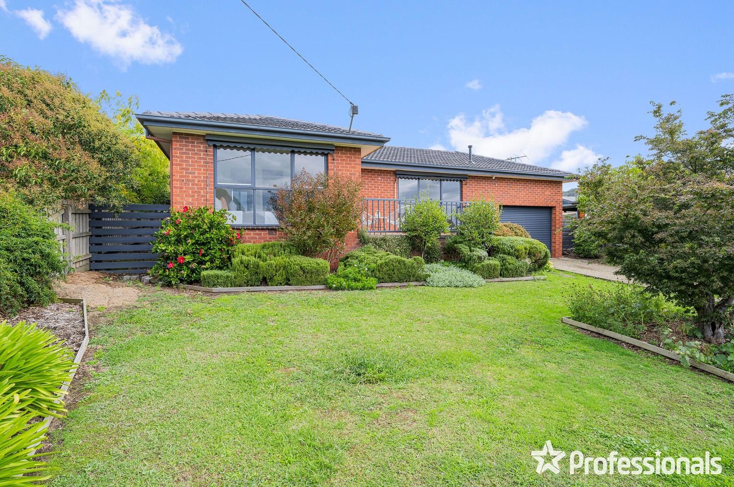 22 Ellis Road, Yarra Glen VIC 3775, Image 0