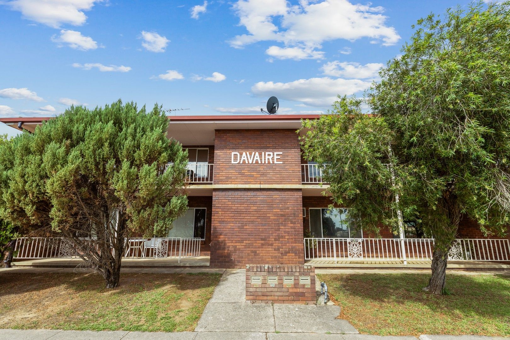 2 bedrooms Apartment / Unit / Flat in 1/102 Crampton Street WAGGA WAGGA NSW, 2650