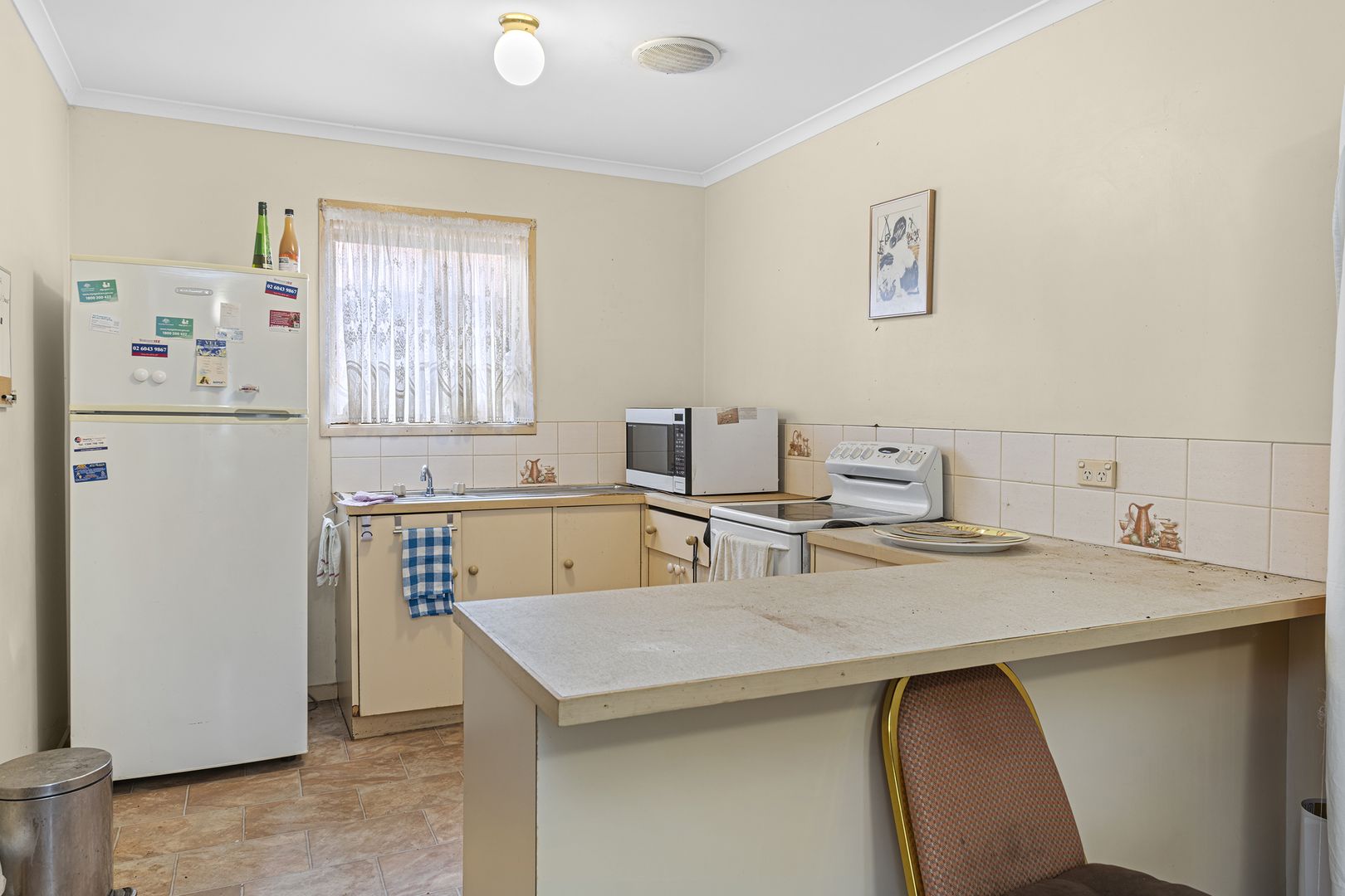 44 Shakespere Street, Heathcote VIC 3523, Image 2