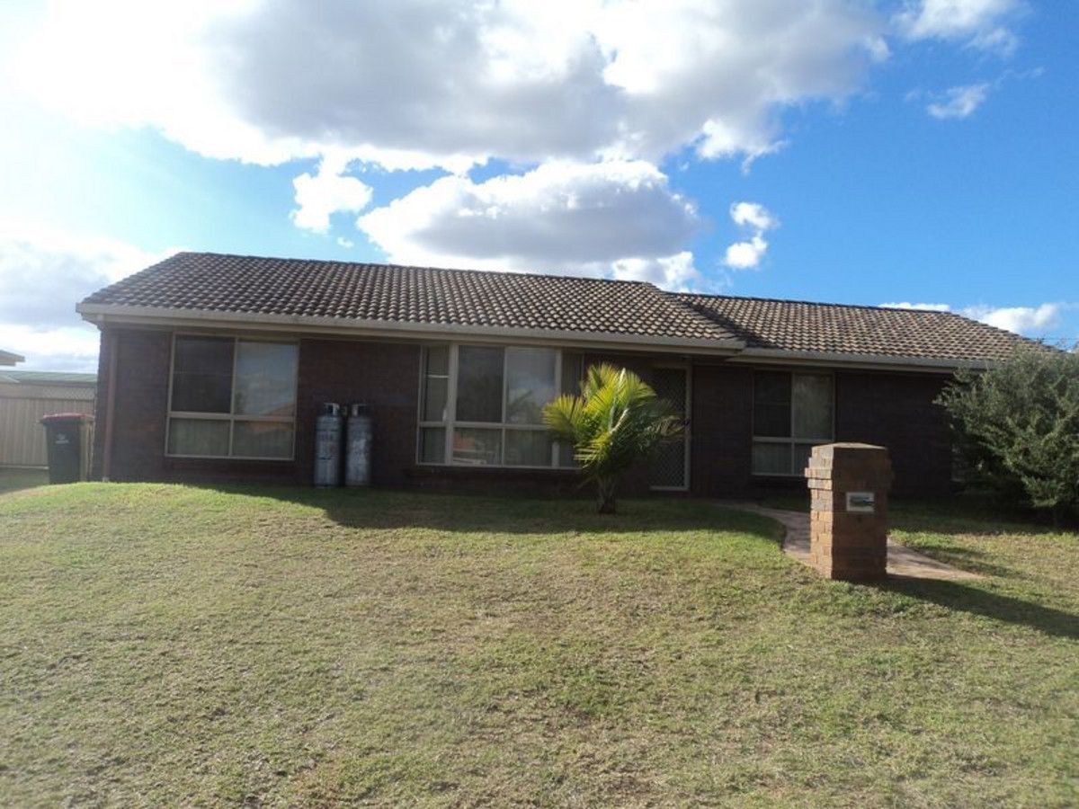 4 bedrooms House in 4 wattle Street KINGAROY QLD, 4610