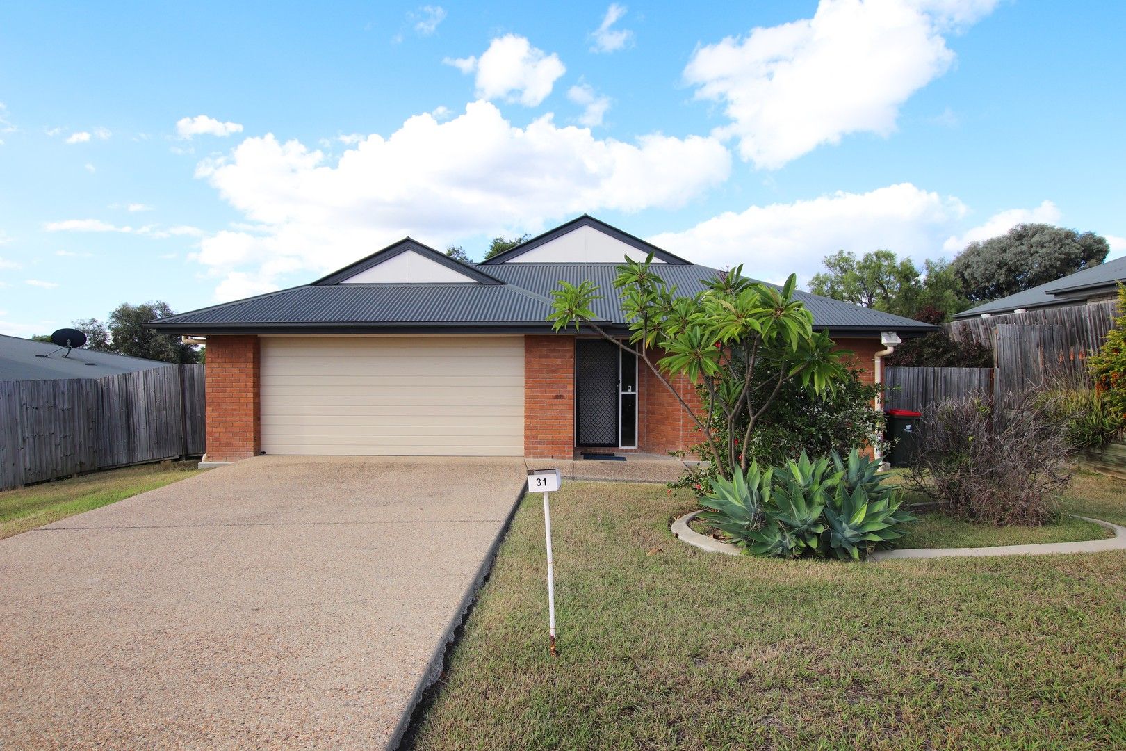 31 Panorama Drive, Biloela QLD 4715, Image 0