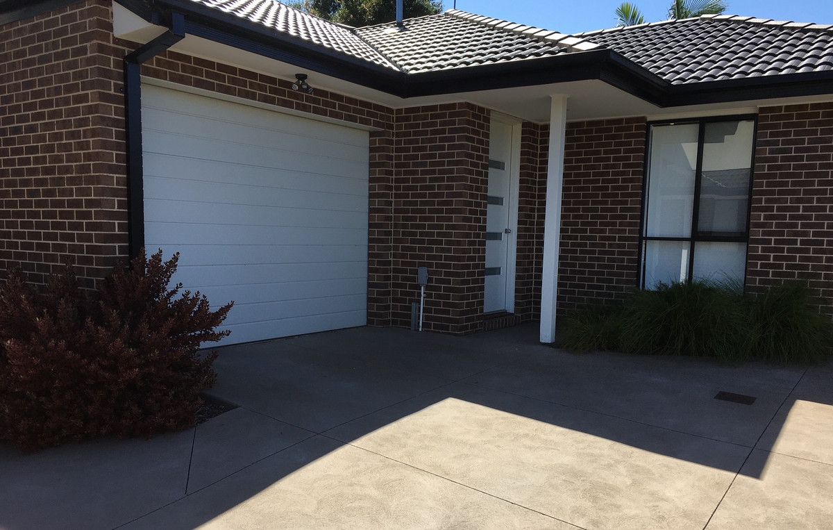 2 bedrooms House in 4/12 Janville Street BORONIA VIC, 3155