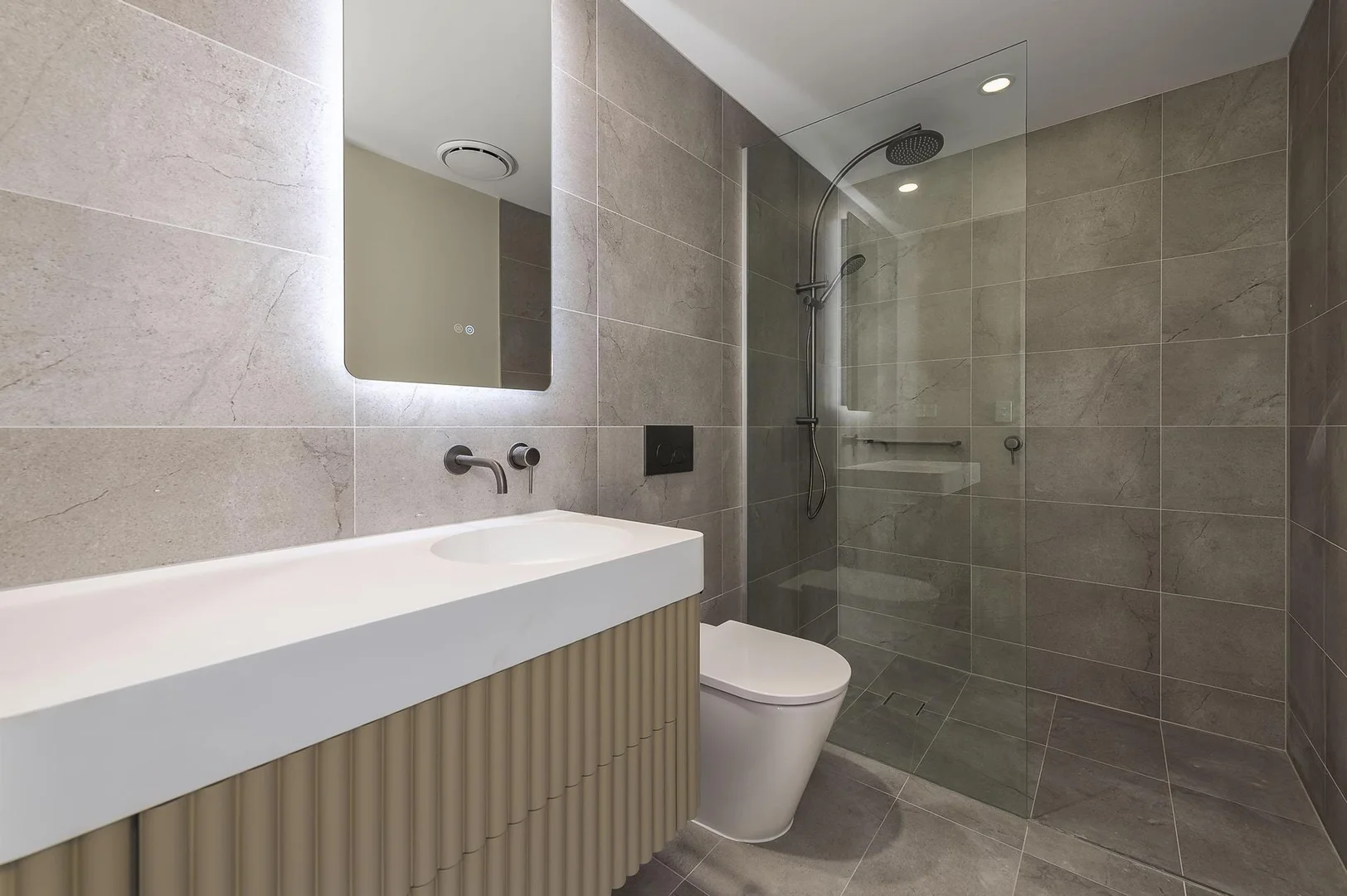 Additional image 7 of 2810/10-12 Sickle Avenue, Hope Island QLD 4212