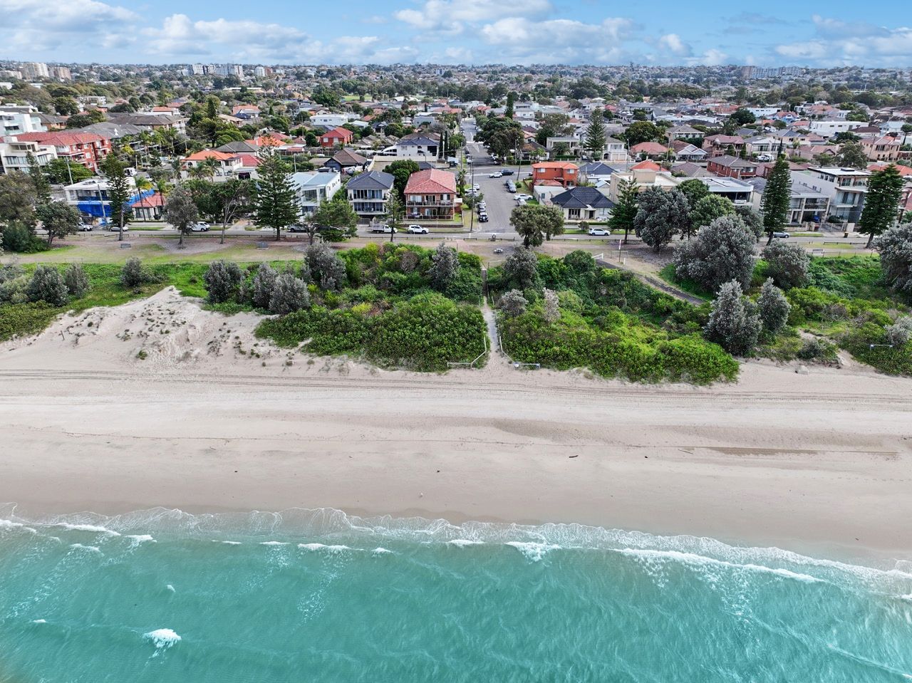 2 bedrooms Apartment / Unit / Flat in 3/40 The Grand Parade BRIGHTON-LE-SANDS NSW, 2216