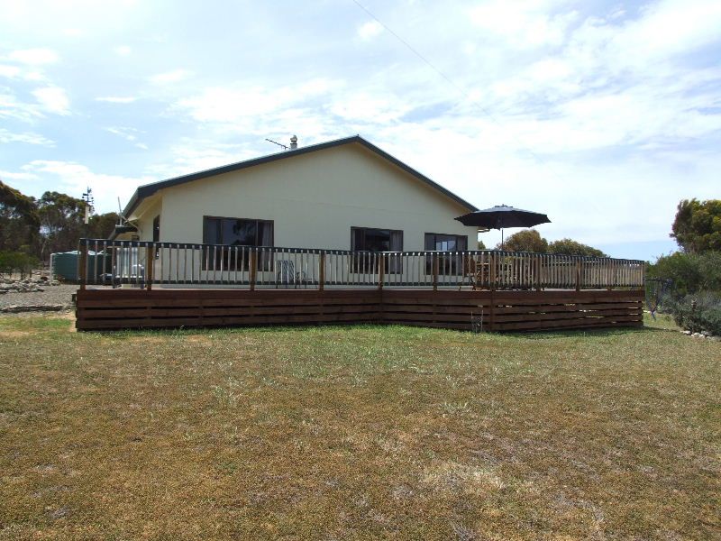 4 bedrooms House in 163 Stevens Road BAY OF SHOALS SA, 5223
