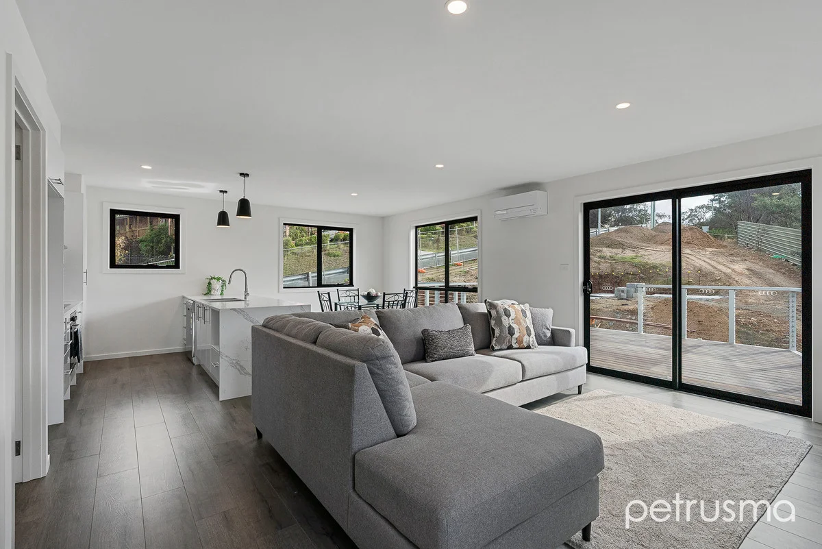 Additional image 6 of 2/21 Napier Street, Geilston Bay TAS 7015